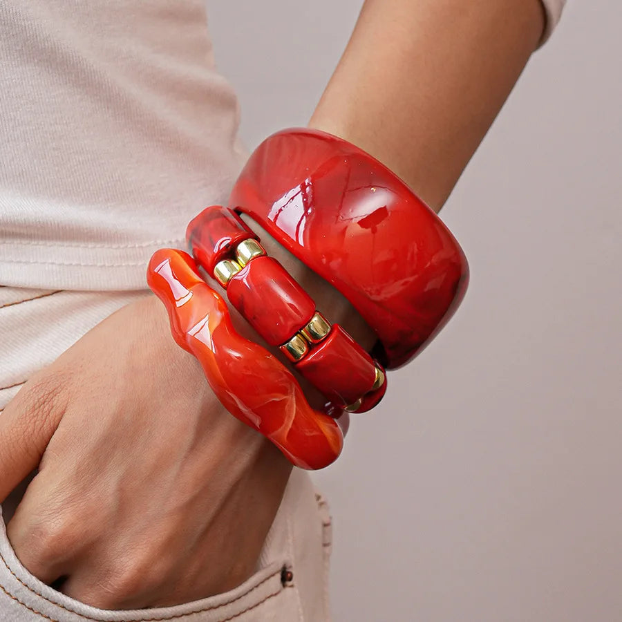 NUMA Passion Resin Bangle