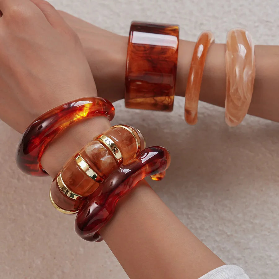 NUMA Strength Resin Bangle