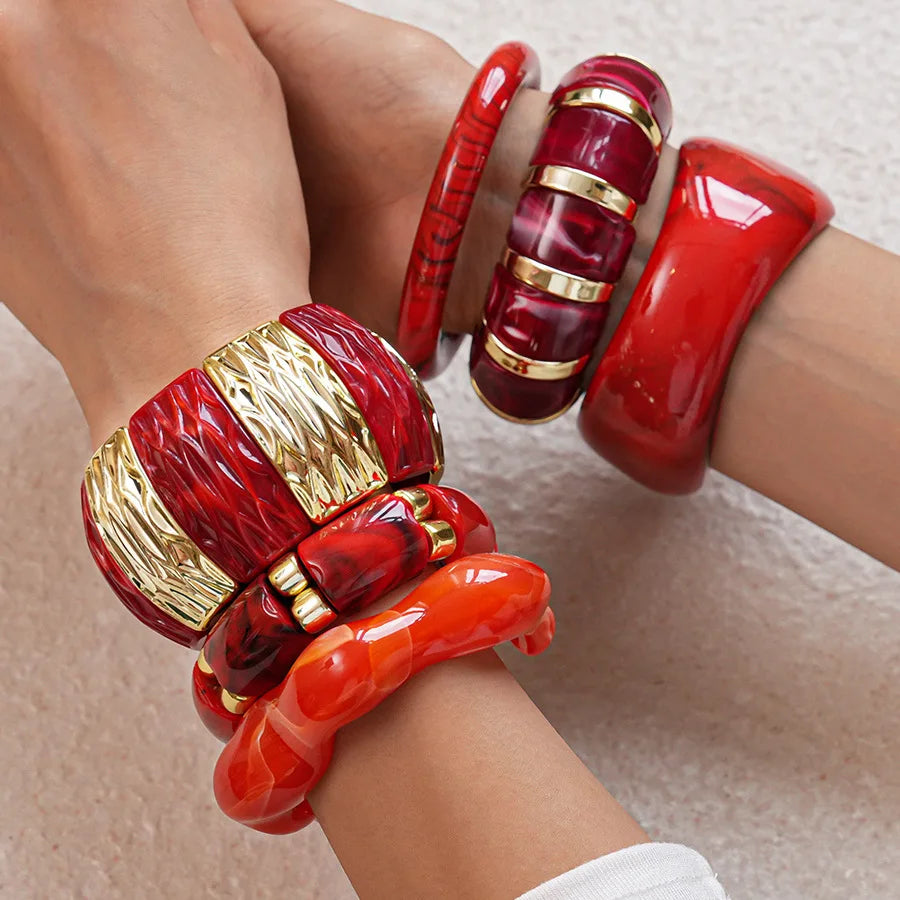 NUMA Passion Resin Bangle
