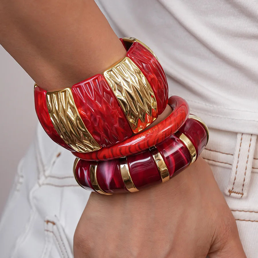 NUMA Passion Resin Bangle