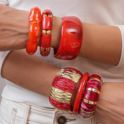 NUMA Passion Resin Bangle