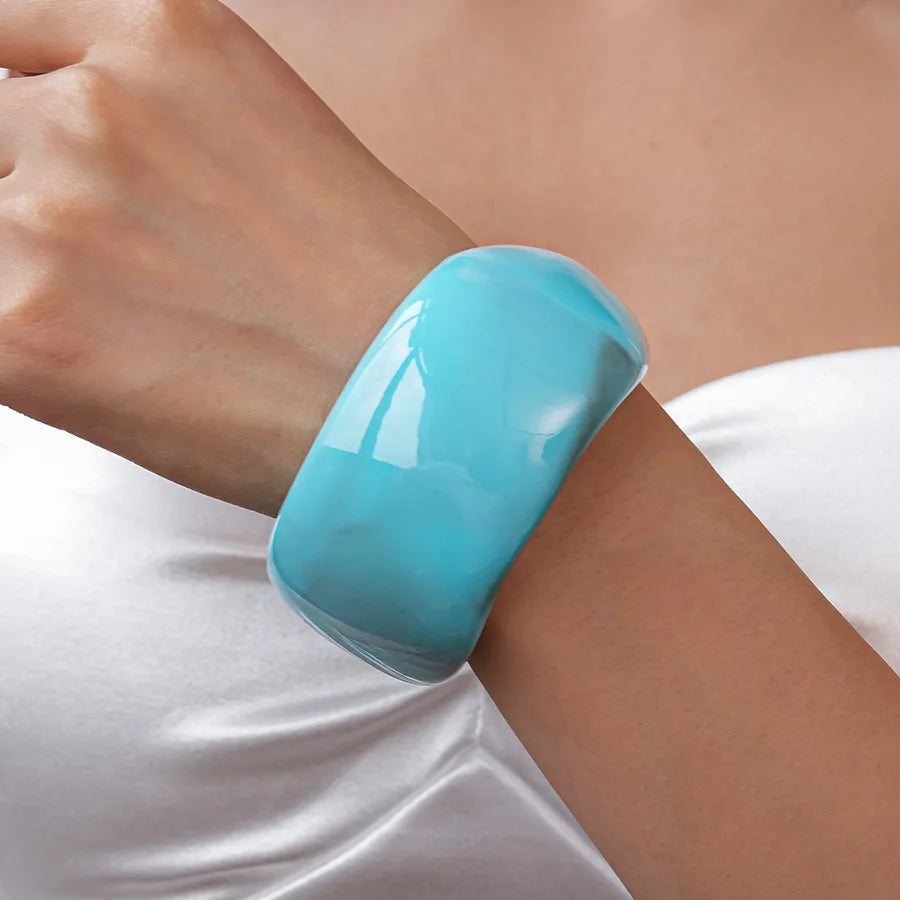 NUMA Serenity Resin Bangle