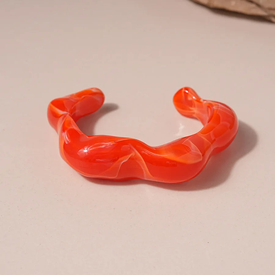 NUMA Passion Resin Bangle