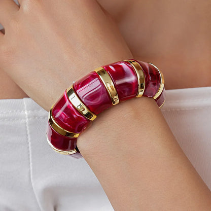 NUMA Passion Resin Bangle